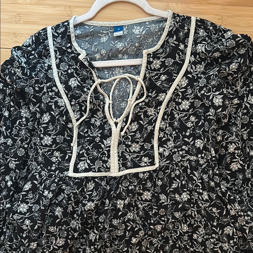 Old Navy Black and White Casual 3/4 Sleeve Sundress